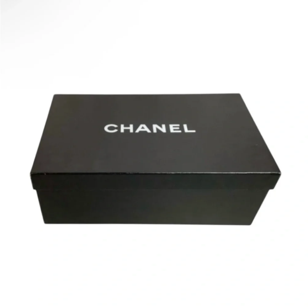 🆕🩷CHANEL Black Quilted Patent Slide On Sandals Mules CC Turn Lock • 37 EU • NWT